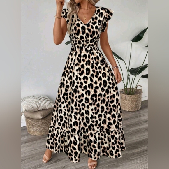 Shirred Ruffle Trim Cap Sleeve, Cinched Waist, Flared Hem, Vintage Le - Picture 6 of 7